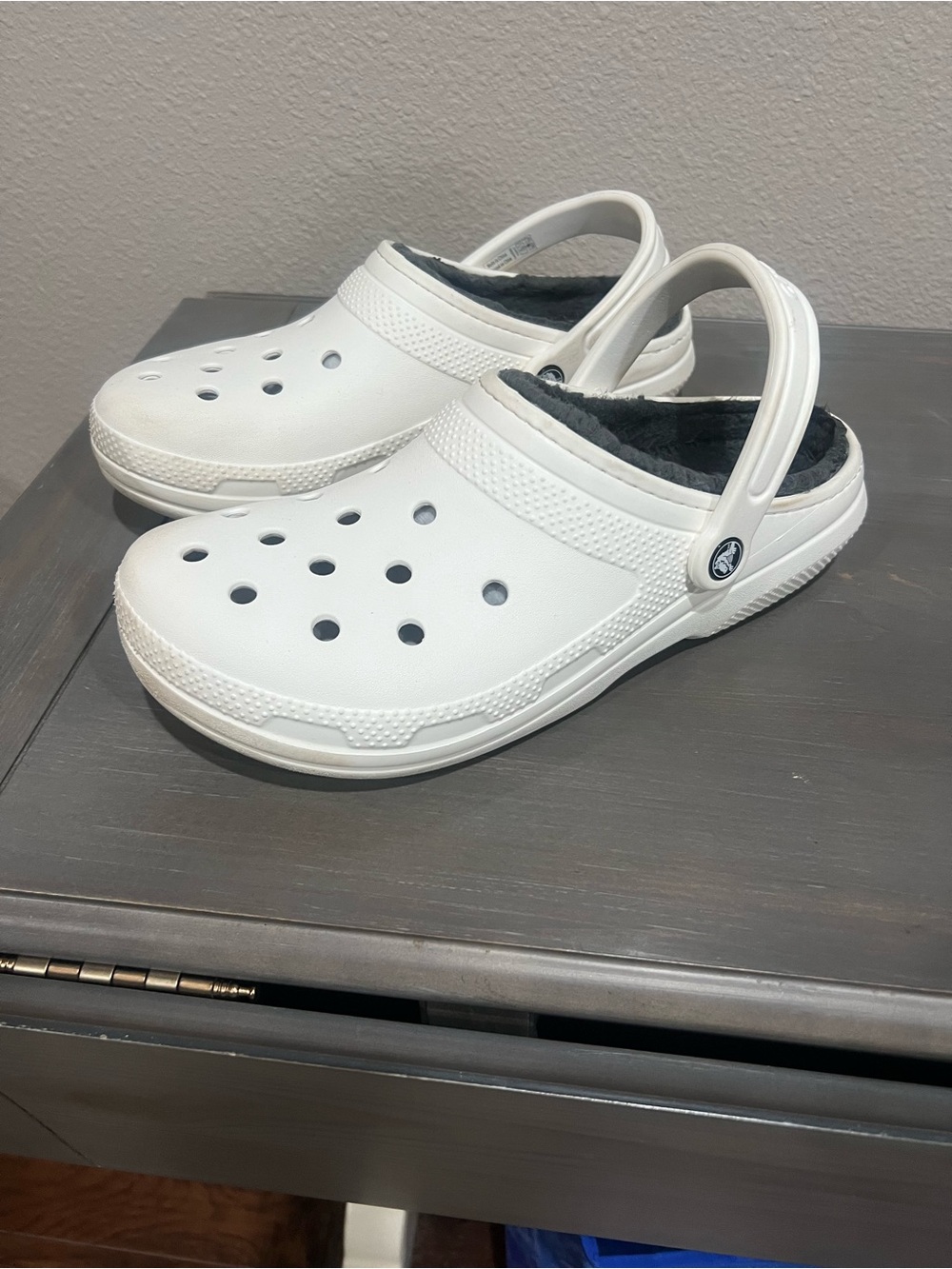 CROCS White Clog with Grey Faux Fur Lining